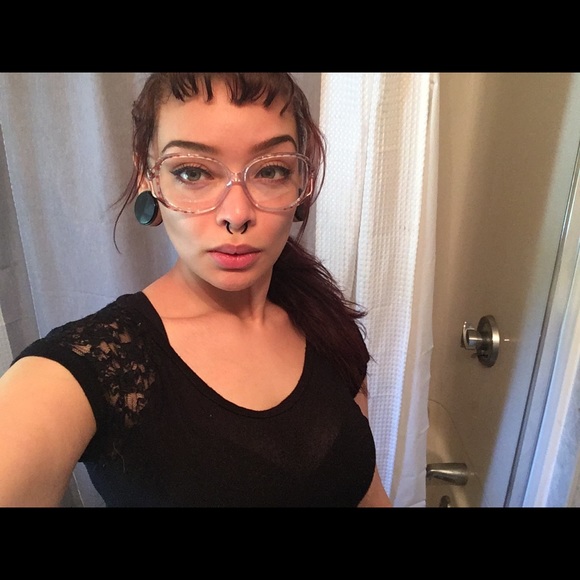 Meet your Posher, Kai - Picture 4 of 4